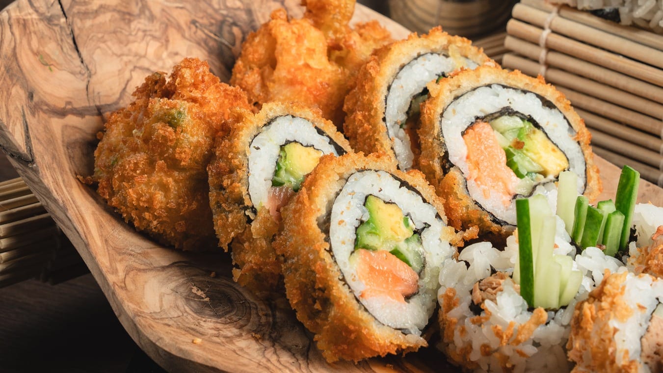 CRUNCHY BIG ROLLS